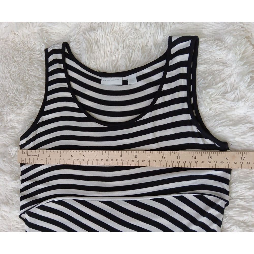 New York & Co Sleeveless Black & White Striped Long/Maxi Dress Sz Small - Picture 4 of 10